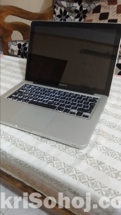 Apple Mac Laptop